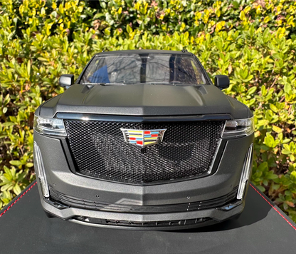 BBA Model 1/18 Cadillac Escalade Luxury Edition Matte Black Resin Model