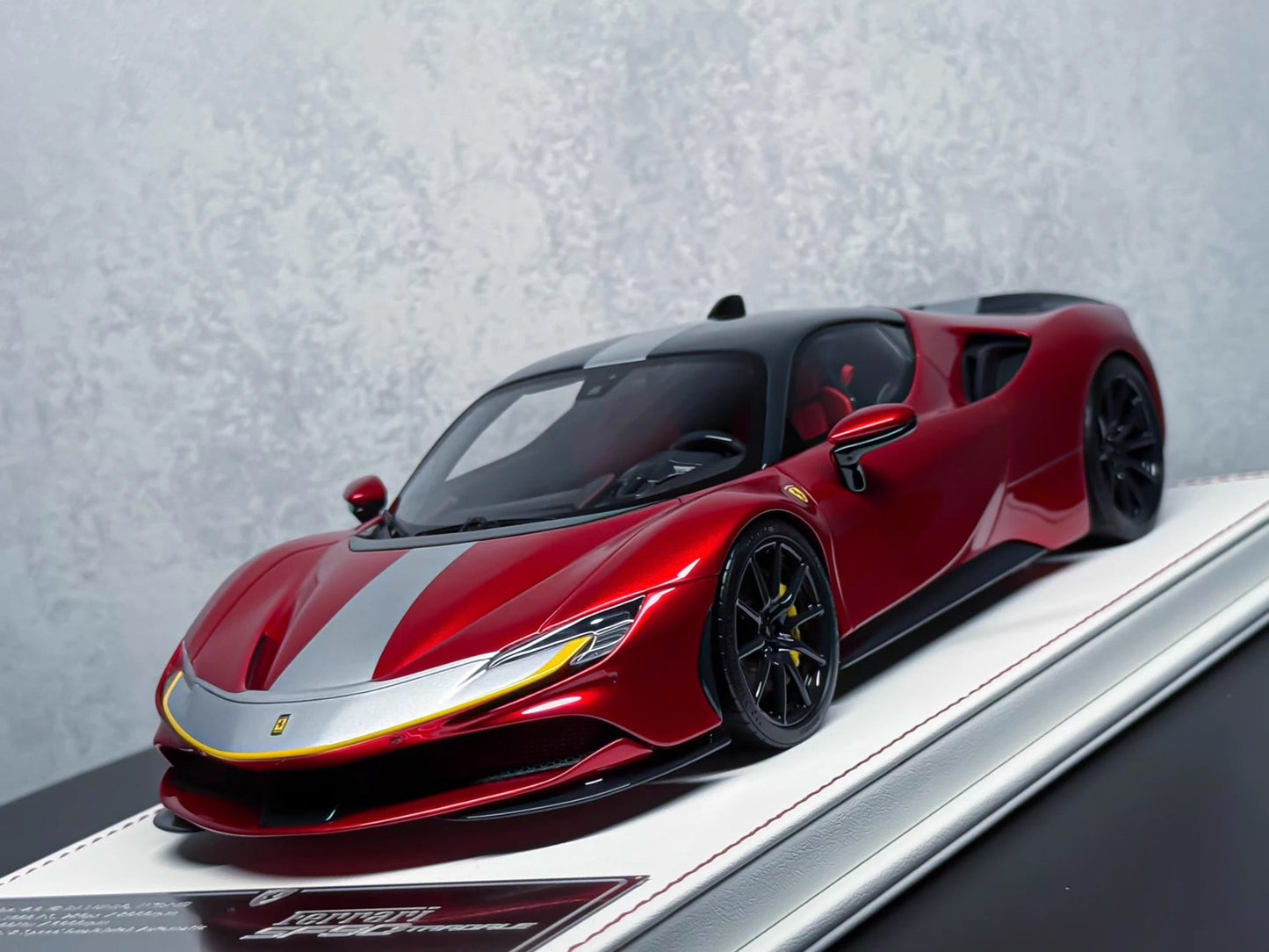 Davis & Giovanni 1/18 Ferrari SF90 Stradale Candy Metallic Red Resin Model Limited 6