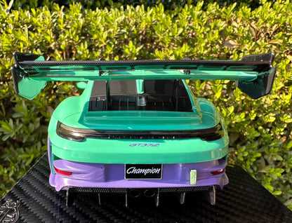 VIP 1/18 Porsche 911 (992) GT3 RS MR Mint Green Resin Model (VIP1806110)