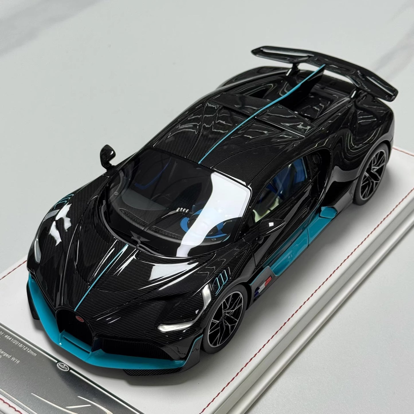 FC Model 1/18 Bugatti Chiron Divo Full Carbon Blue Accent Resin Model