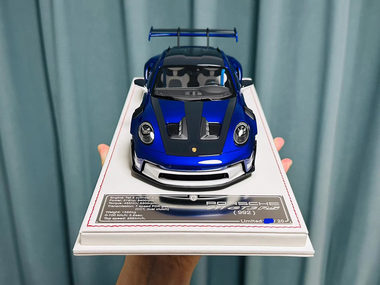 Davis & Giovanni 1/18 Porsche 911 GT3 RS 992.1 PTS San Marino Blue | LE 20