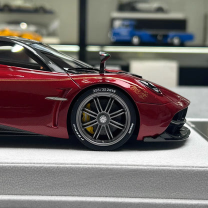 FuelMe 1/18 Pagani Huayra Dinastia Red Dragon Edition Model