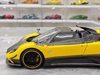 Almost Real 1/18 Pagani Zonda Cinque Yellow Carbon Diecast Model