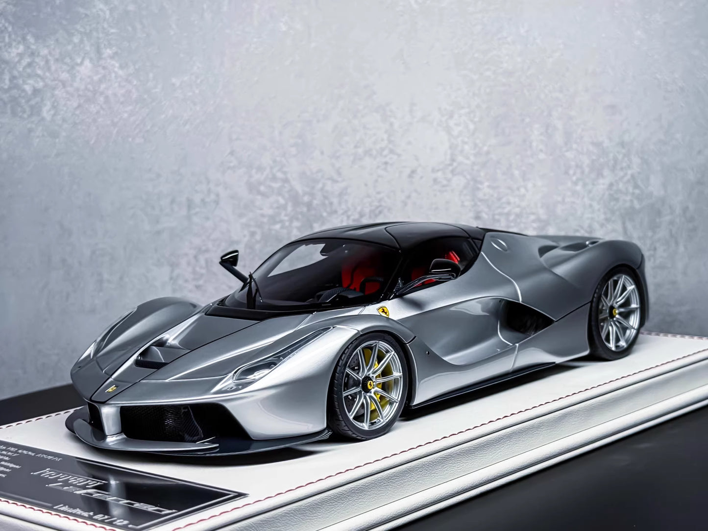 Davis & Giovanni 1/18 Ferrari LaFerrari Silver Limited 12 Resin Model