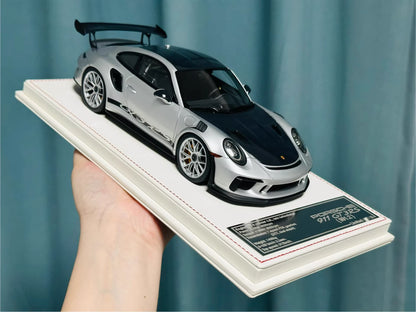 Davis & Giovanni 1/18 Porsche 911 GT3 RS 991.2 GT Silver Weissach Carbon Hood