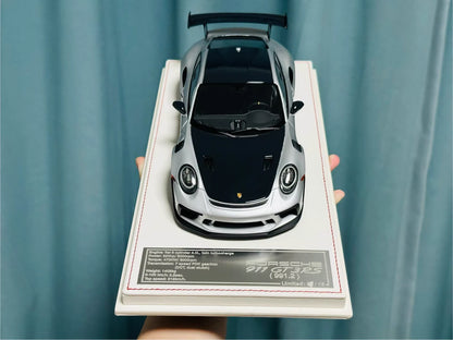 Davis & Giovanni 1/18 Porsche 911 GT3 RS 991.2 GT Silver Weissach Carbon Hood