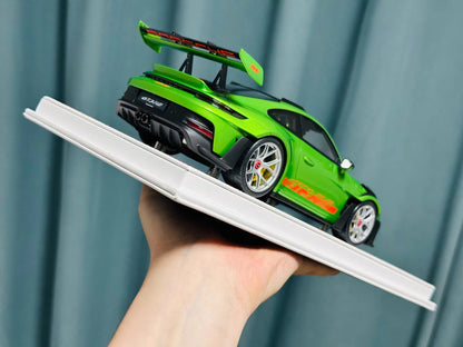 Davis & Giovanni 1/18 Porsche 911 GT3 RS 992.1 AW Green | Limited 12