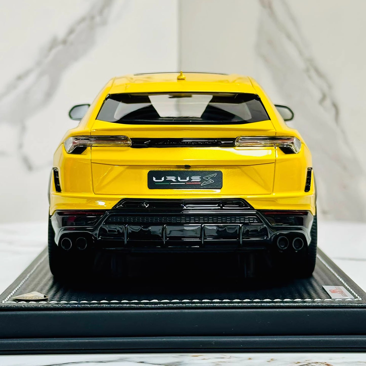 MR Collection 1/18 Lamborghini Urus S Yellow Sunroof One-Off Resin Model 01/01