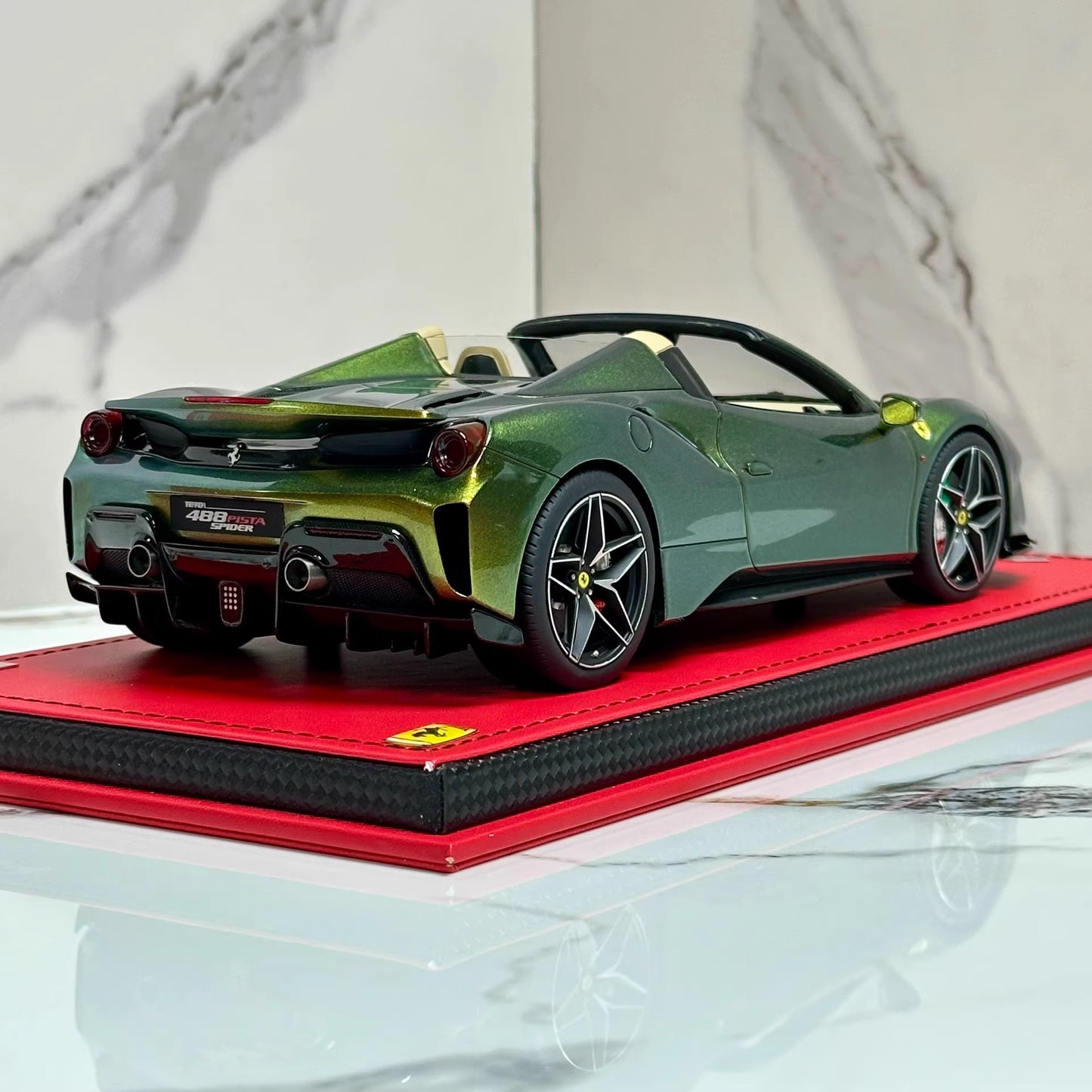 MR Collection 1/18 Ferrari 488 Pista Spider Chameleon Green Limited 01/03 Resin