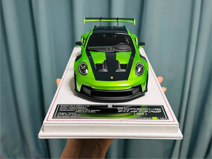 Davis & Giovanni 1/18 Porsche 911 GT3 RS 992.1 AW Green | Limited 12