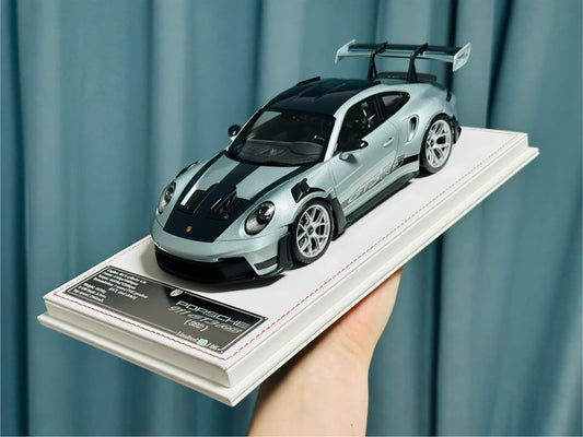 Davis & Giovanni 1/18 Porsche 911 GT3 RS 992.1 PTS Metallic Grey Green | LE 6