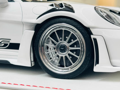 Davis & Giovanni 1/18 Porsche 911 GT3 RS 992.1 Polar White Weissach Silver Wheels Limited 10 pcs