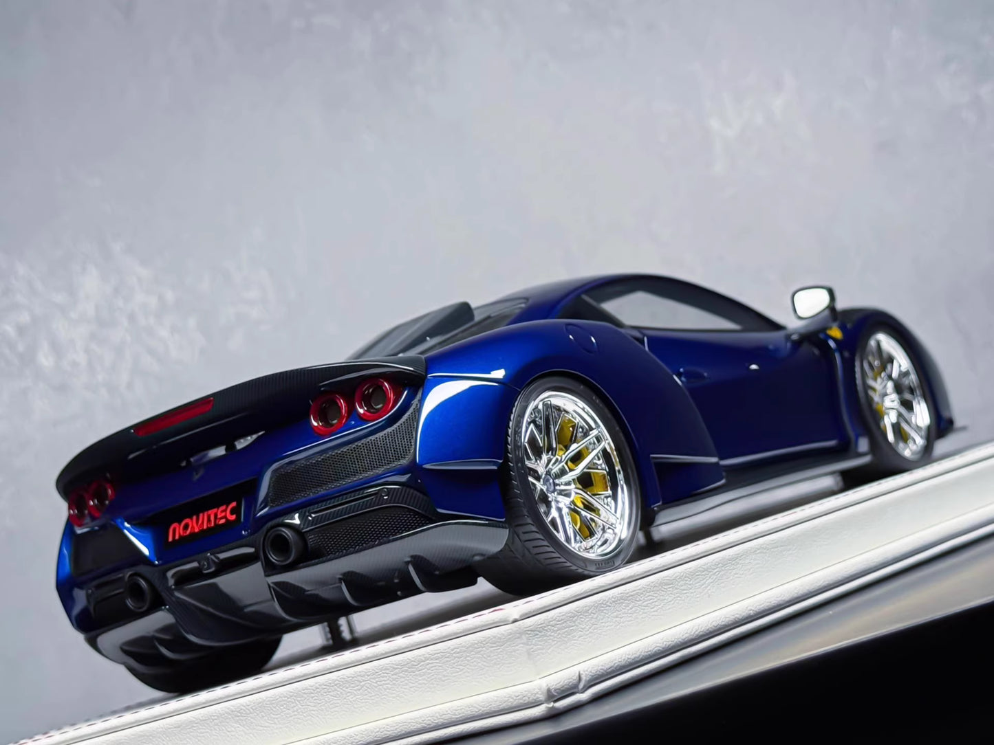 Davis & Giovanni 1/18 Ferrari F8 Tributo N-Largo Metallic Blue Resin Model Limited 15