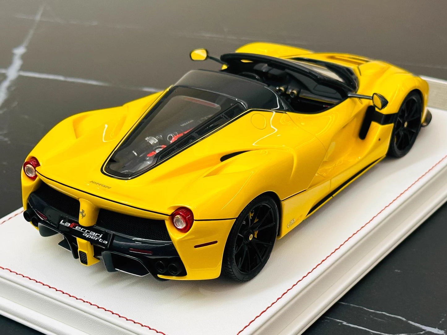 Davis & Giovanni 1/18 Ferrari LaFerrari Aperta Pearl Yellow No.1/10 HRE Wheels