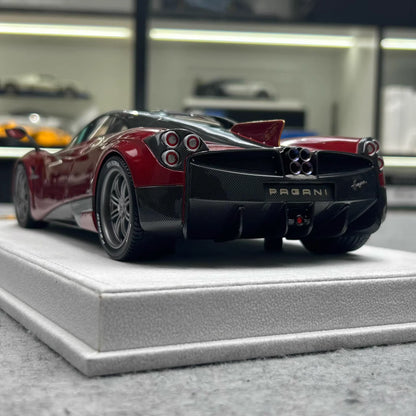 FuelMe 1/18 Pagani Huayra Dinastia Red Dragon Edition Model