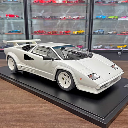 GT Spirit 1/8 Lamborghini Countach LP5000 QV Resin Model, Classic White, Limited Edition