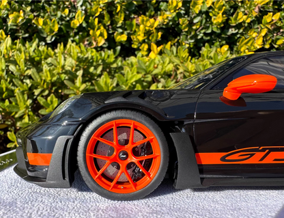 FuelMe 1/18 Porsche 911 (992) GT3 RS Weissach Black / Orange Resin Model