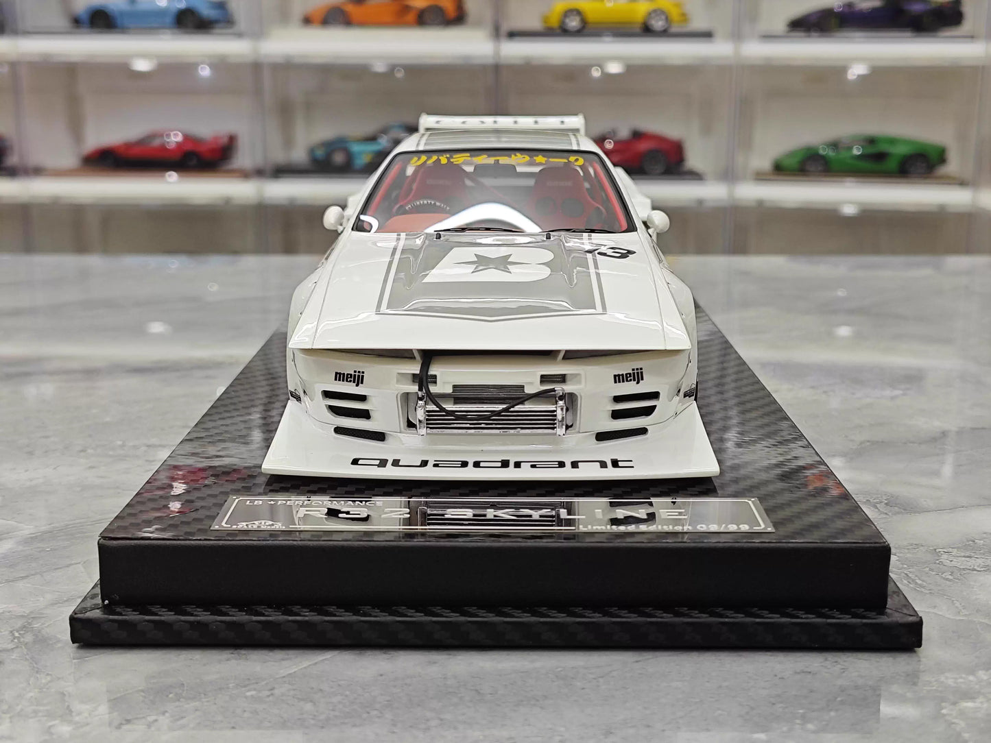 VIP 1/18 Nissan Skyline LB-R32 #13 Livery Resin Model with Acrylic Display Case