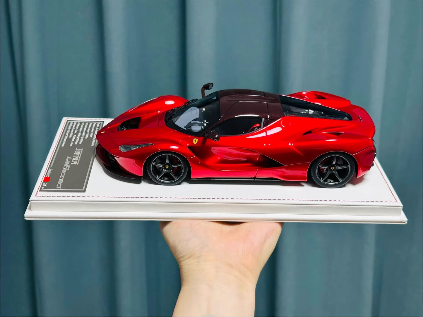 Davis & Giovanni 1/18 Ferrari LaFerrari Rosso Red Carbon Roof Gunmetal Wheels Limited 20 pcs
