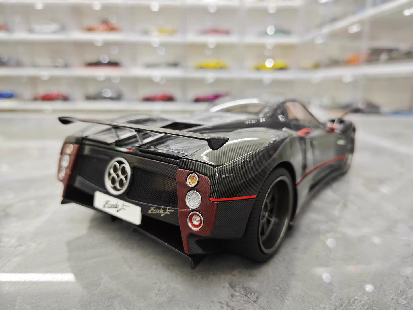 Almost Real 1/18 Pagani Zonda Cinque Exposed Carbon Diecast Model