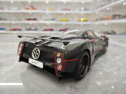 Almost Real 1/18 Pagani Zonda Cinque Exposed Carbon Diecast Model