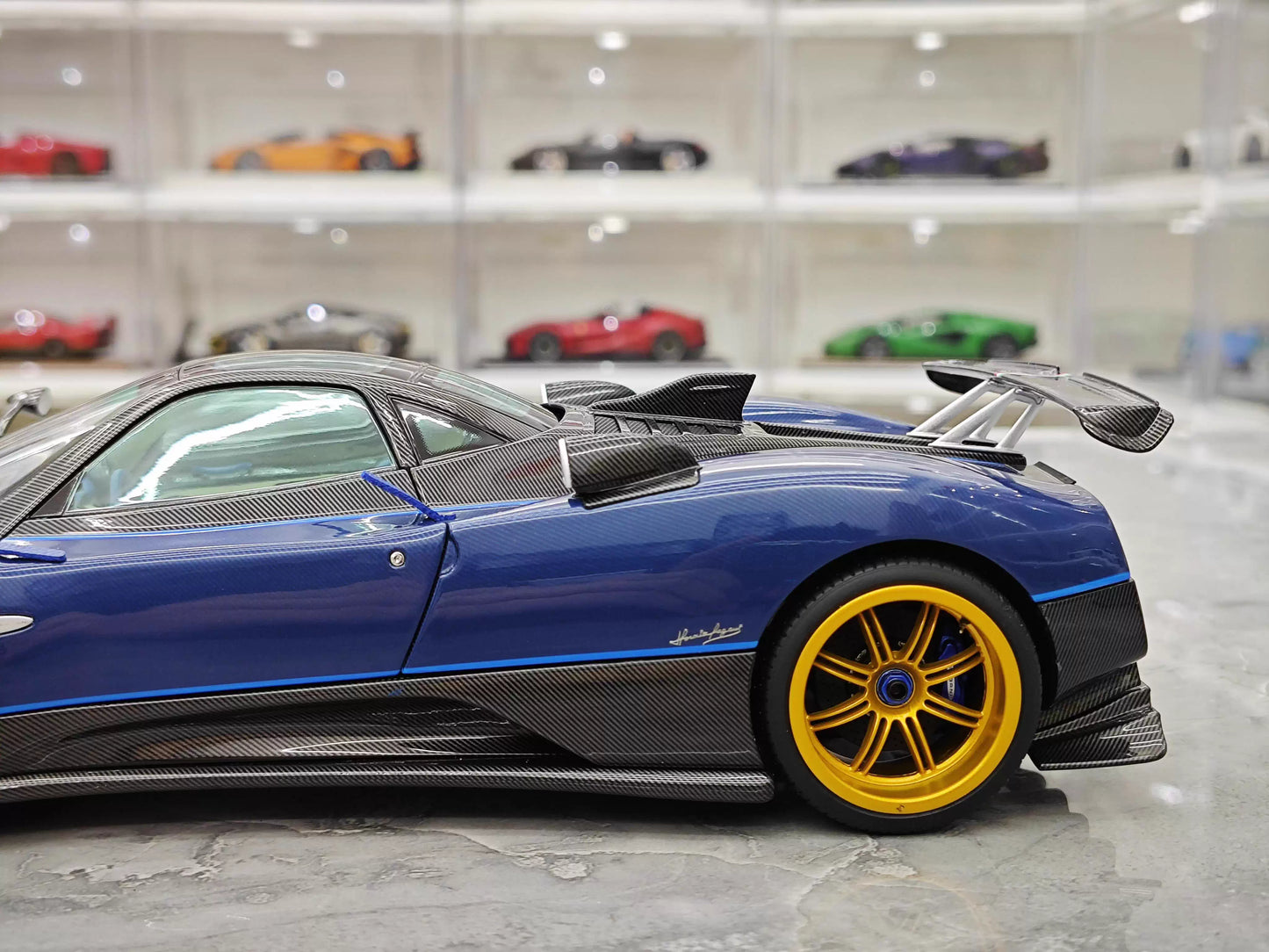 Almost Real 1/18 Pagani Zonda Tricolore Blue Carbon Diecast Model