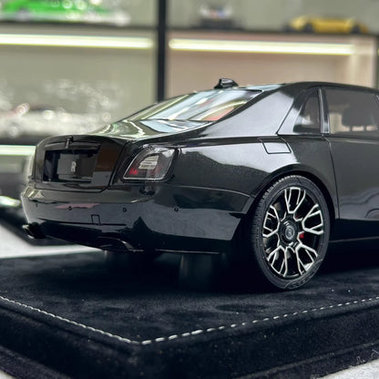 HH 1:18 Rolls-Royce Ghost Black Badge (2024) Limited Resin Model · Gloss Black