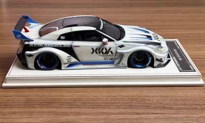 Davis & Giovanni 1/18 LB-Silhouette WORKS GT Nissan 35GT-RR “Freedom Gundam” Matte White (Limited 35)