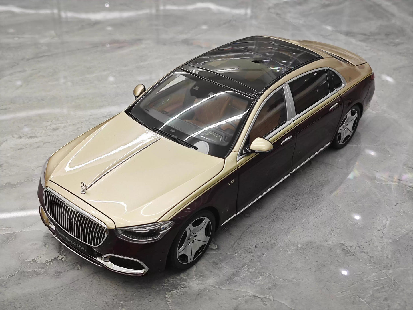 Almost Real 1/18 Mercedes-Maybach S680 Two-Tone Kalahari Gold Diecast Model