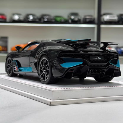 FC Model 1/18 Bugatti Chiron Divo Full Carbon Blue Accent Resin Model