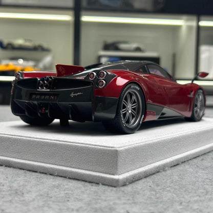 FuelMe 1/18 Pagani Huayra Dinastia Red Dragon Edition Model
