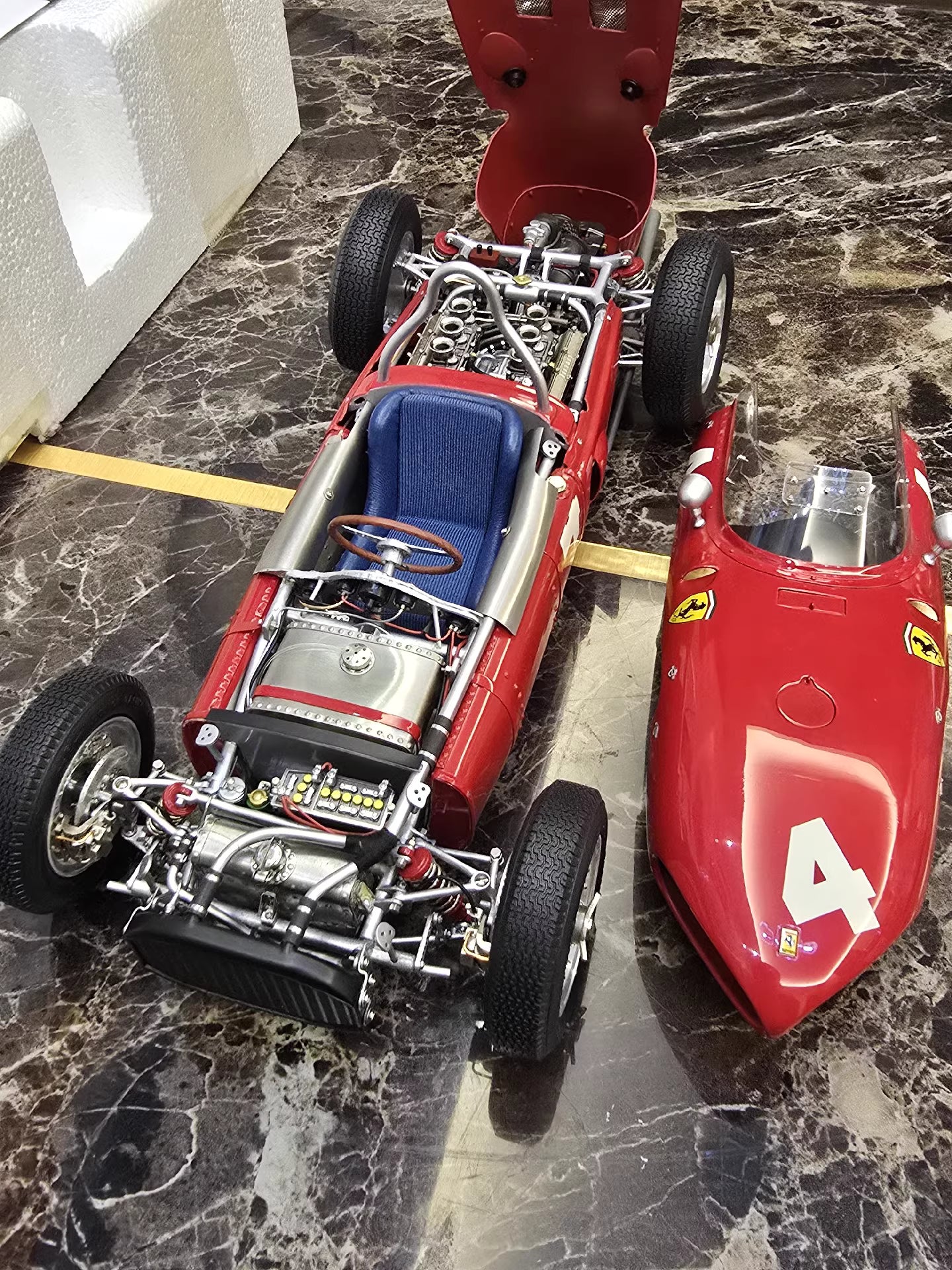 CMC 1/12 Ferrari Dino 156 F1 “Sharknose” 1961 Belgian GP Winner – Phil Hill Edition | Limited to 500 pcs | Air Shipping from China