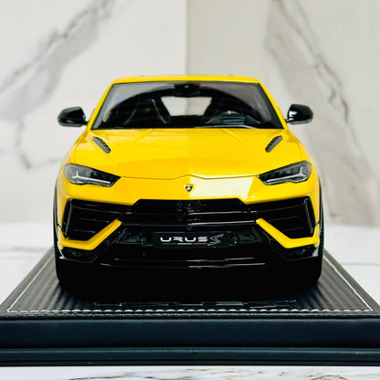 MR Collection 1/18 Lamborghini Urus S Yellow Sunroof One-Off Resin Model 01/01