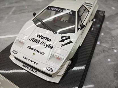 VIP 1/18 Lamborghini Countach LB Widebody White Resin Model with Display Case