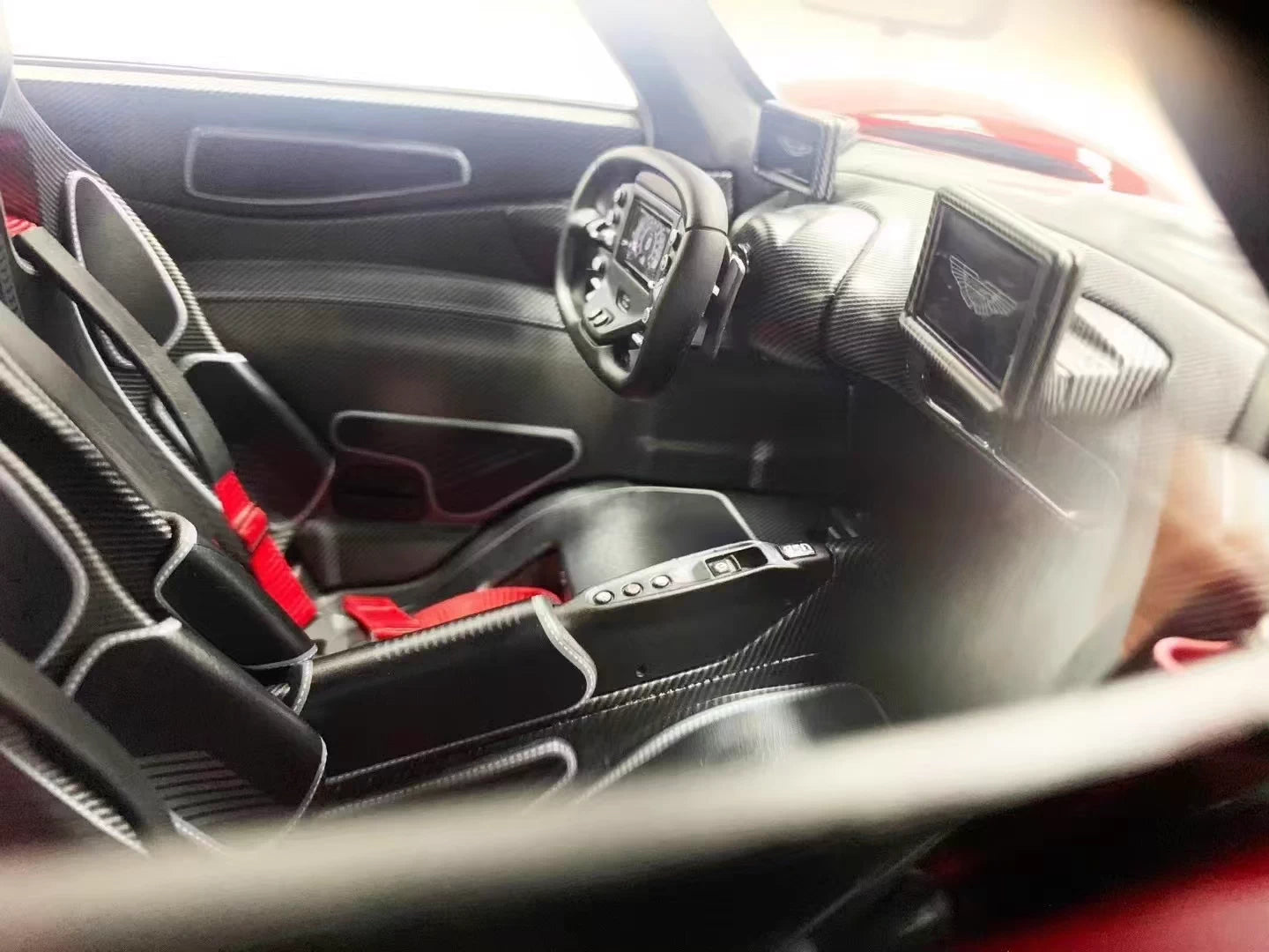 Frontiart 1/8 Aston Martin Valkyrie – Candy Red Limited Edition Model | Air Shipping from China