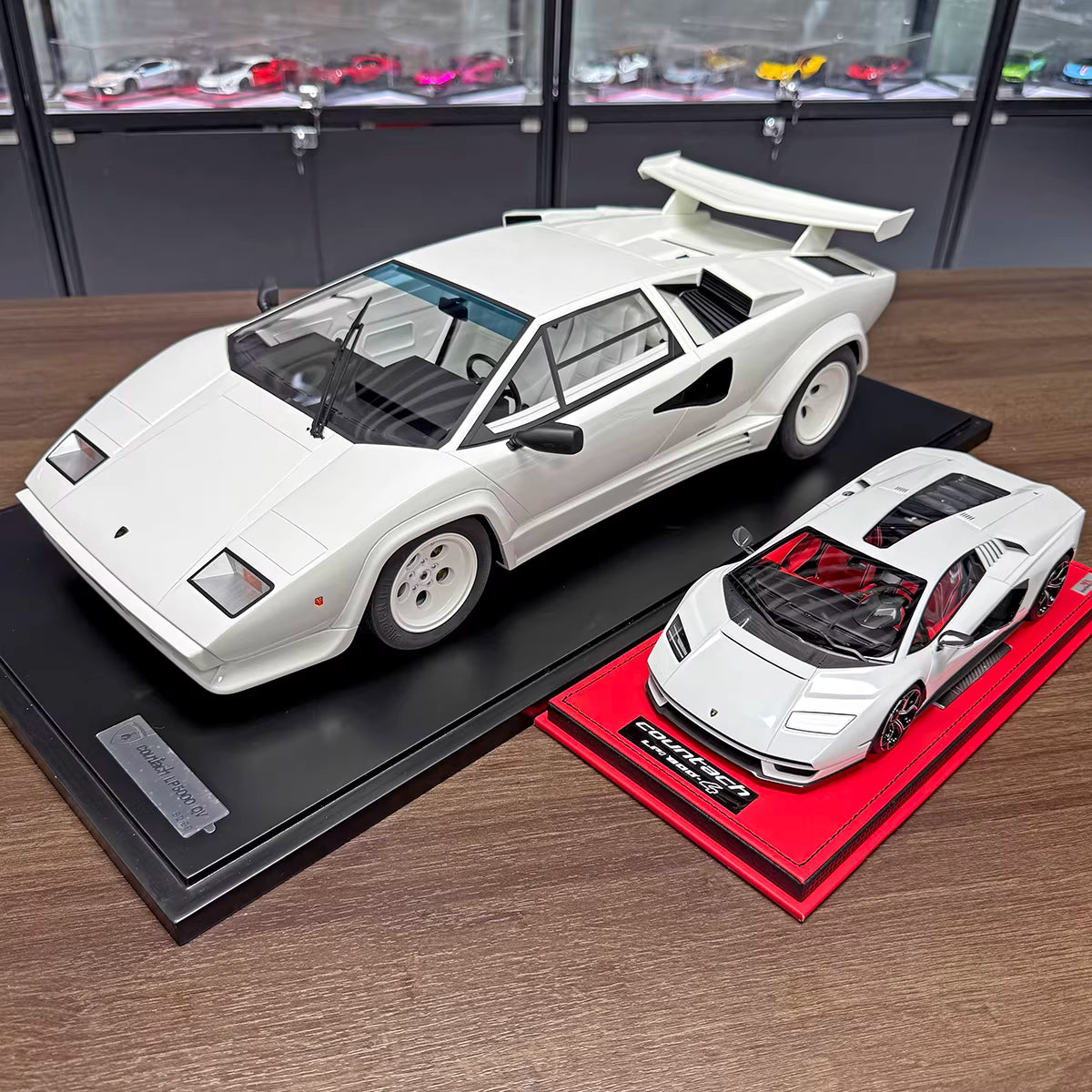 GT Spirit 1/8 Lamborghini Countach LP5000 QV Resin Model, Classic White, Limited Edition