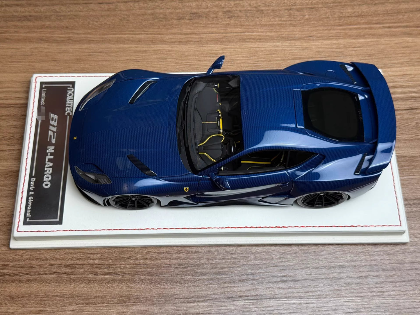 Davis & Giovanni 1/18 Ferrari 812 N-LARGO Glossy Blue Carbon, Black/Yellow Interior — Limited 6