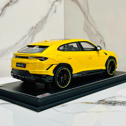 MR Collection 1/18 Lamborghini Urus S Yellow Sunroof One-Off Resin Model 01/01