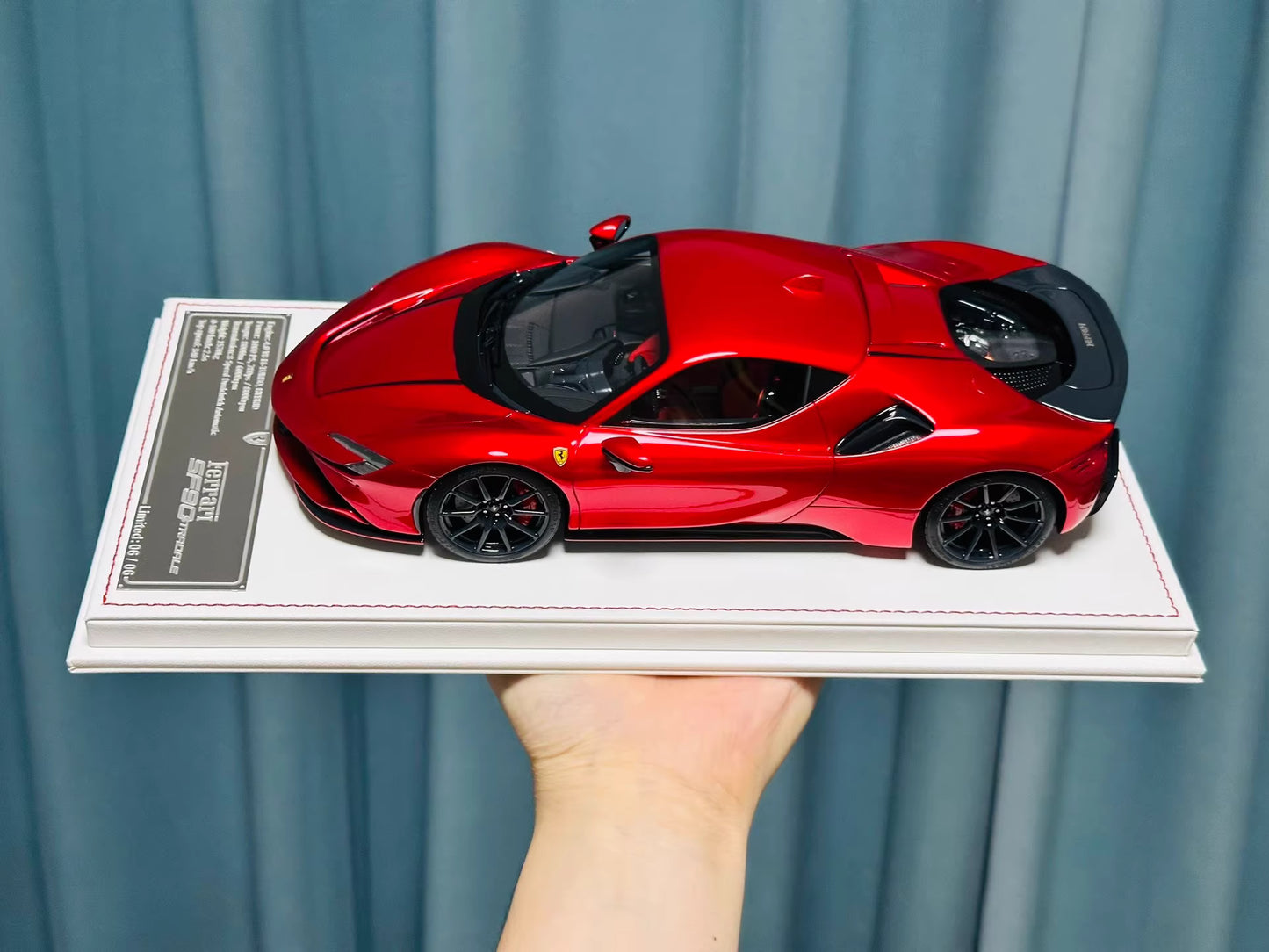 Davis & Giovanni 1/18 Ferrari SF90 Stradale Candy Red No.6/6 Carbon Wheels