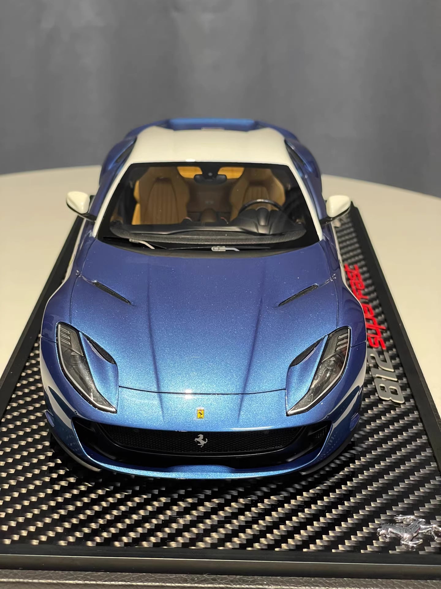 BBR 1/18 Ferrari 812 Superfast · Metallic Blue with White Roof