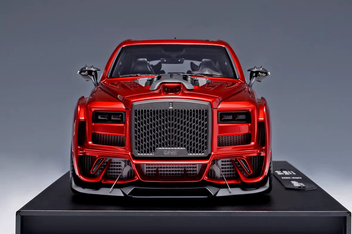 DreamWalkers 1/18 Rolls-Royce Cullinan RR.Darknight D900 Widebody Glossy Red