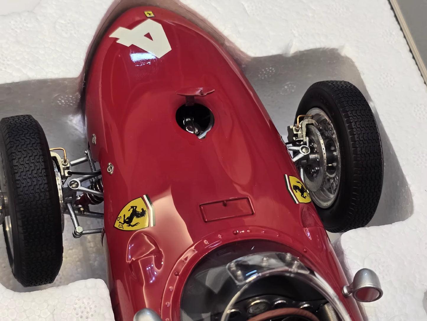 CMC 1/12 Ferrari Dino 156 F1 “Sharknose” 1961 Belgian GP Winner – Phil Hill Edition | Limited to 500 pcs | Air Shipping from China