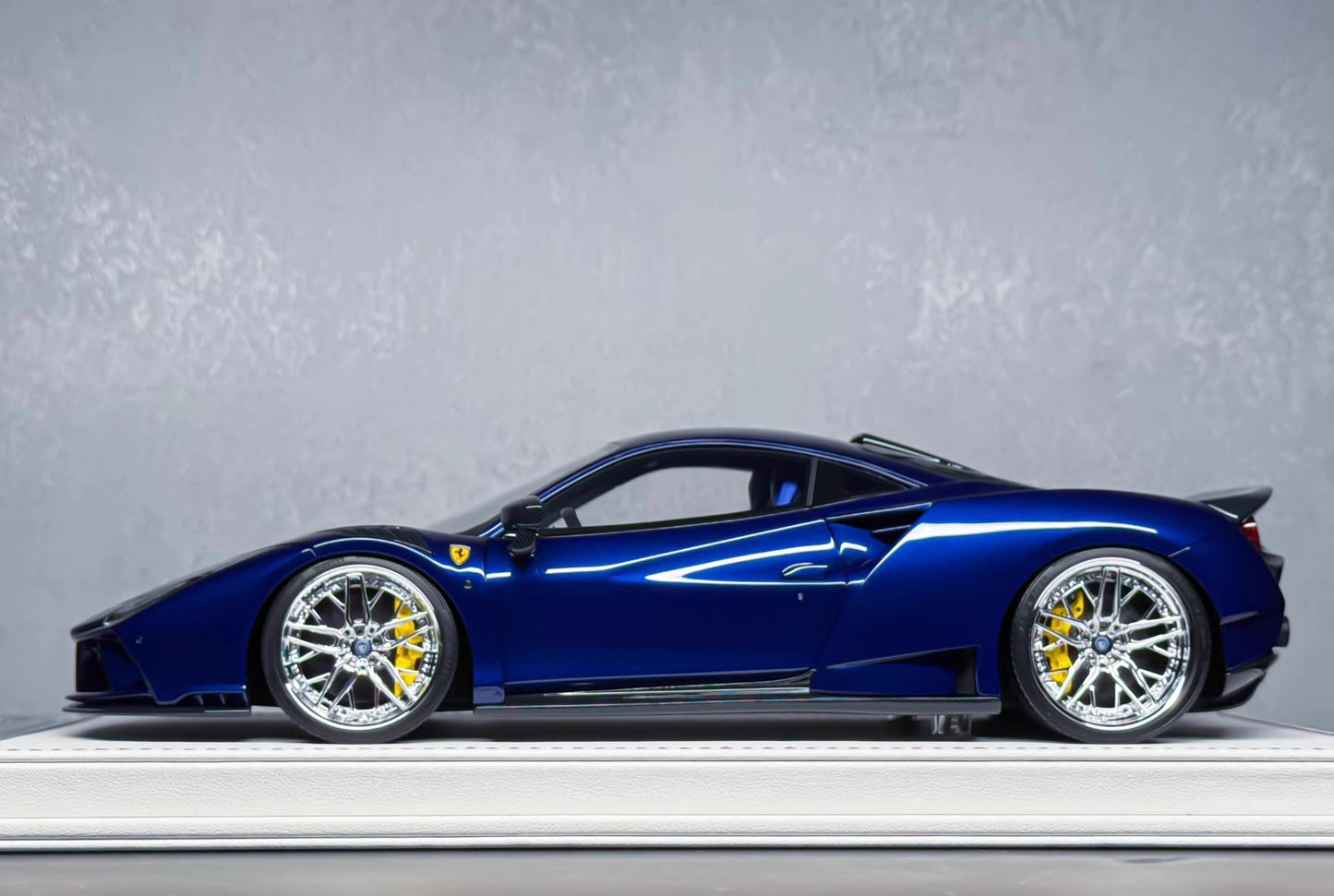 Davis & Giovanni 1/18 Ferrari F8 Tributo N-Largo Metallic Blue Resin Model Limited 15