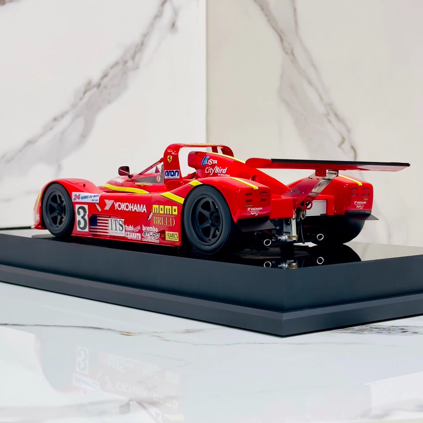 Amalgam 1/18 Ferrari 333 SP 1997 Le Mans #3 Moretti Racing Resin Model