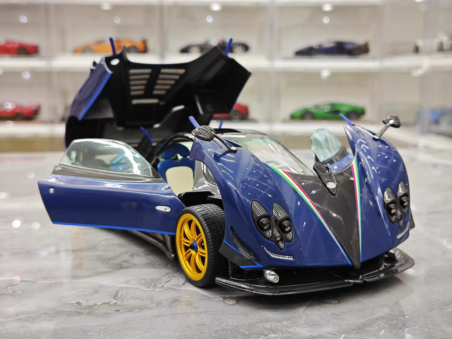 Almost Real 1/18 Pagani Zonda Tricolore Blue Carbon Diecast Model