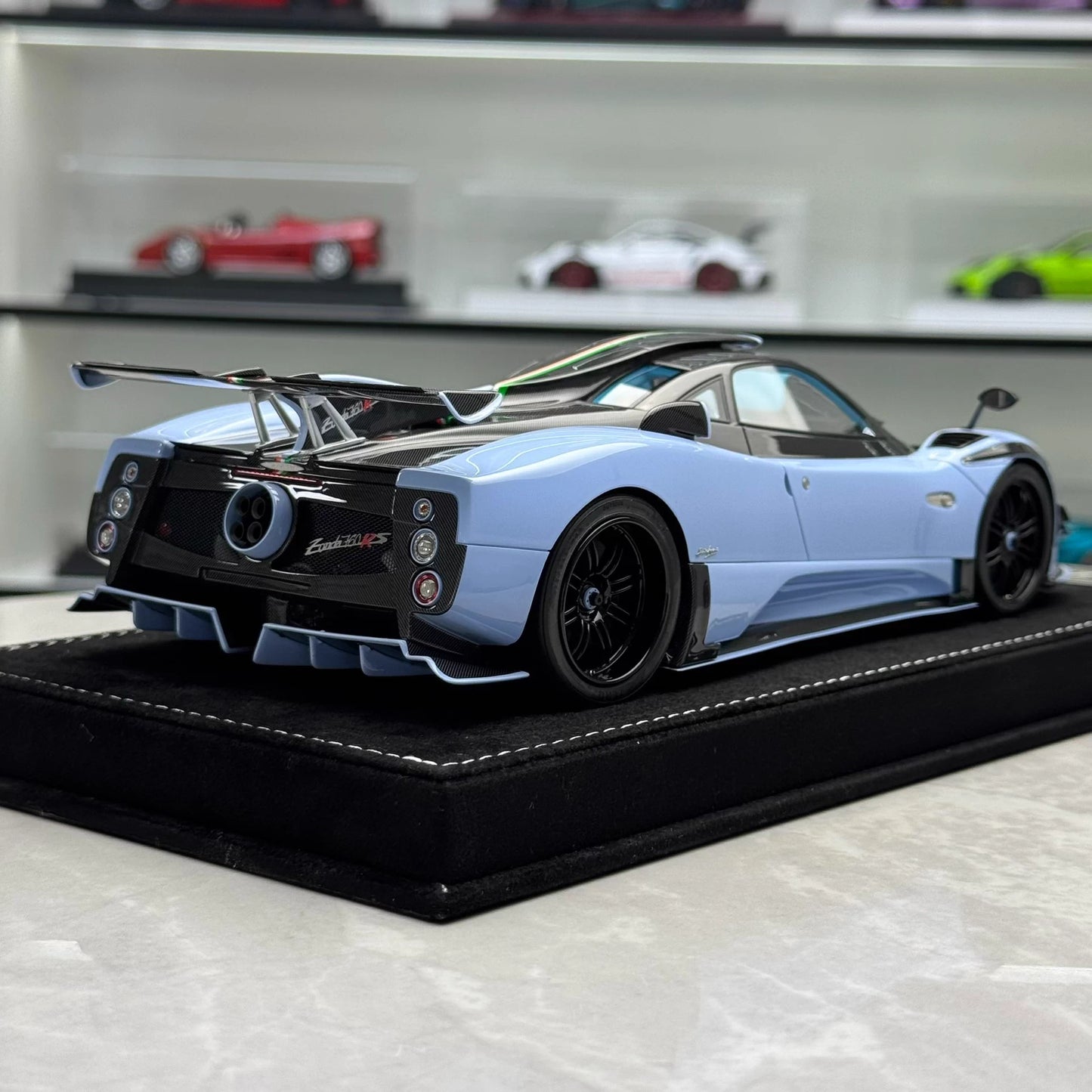 HH 1:18 Pagani Zonda 760 (Zonda Specials) Hardtop Resin Model · Baby Blue/Carbon Tricolore