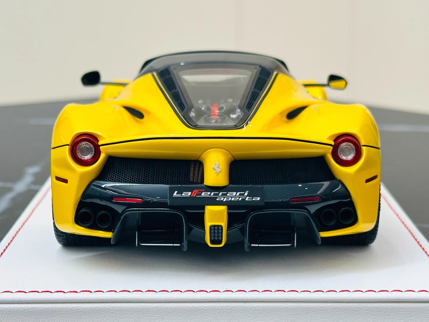 Davis & Giovanni 1/18 Ferrari LaFerrari Aperta Pearl Yellow No.1/10 HRE Wheels