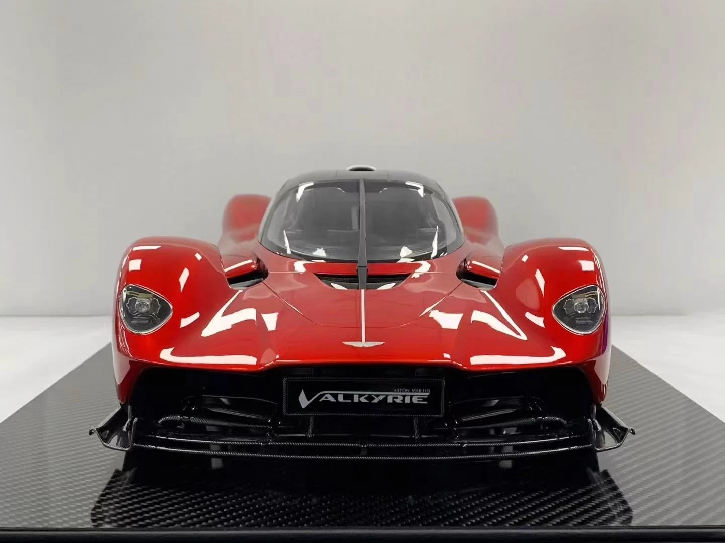 Frontiart 1/8 Aston Martin Valkyrie – Candy Red Limited Edition Model | Air Shipping from China