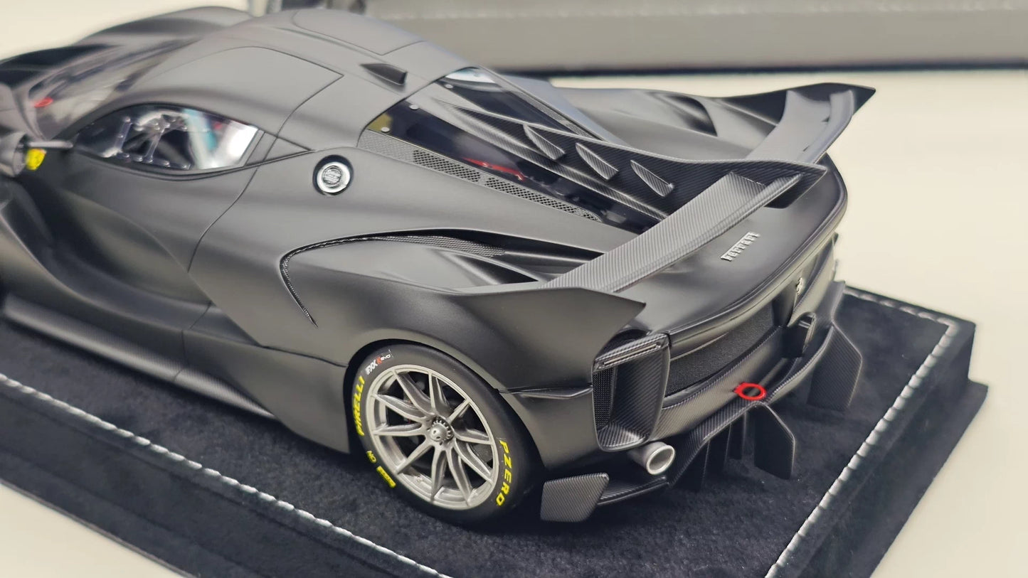 HH Model 1/18 Ferrari FXX-K Evo Resin Model – Matte Black Carbon Race Livery