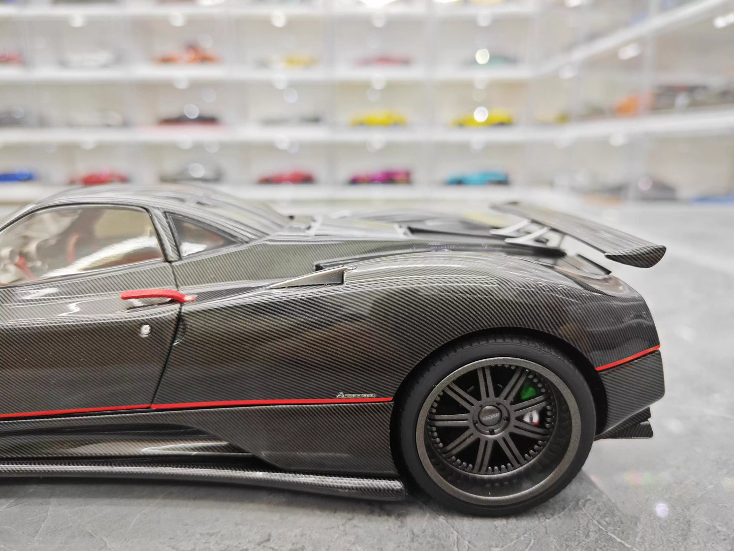 Almost Real 1/18 Pagani Zonda Cinque Exposed Carbon Diecast Model